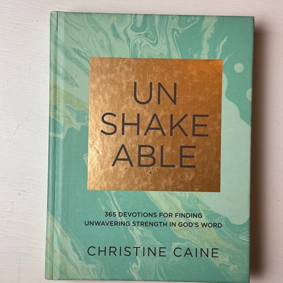 Unshakeable: 365 Devotions for Finding Unwavering Strength in God’s Word - Picture 5 of 10